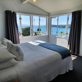 Oneroa Bay View Apartment